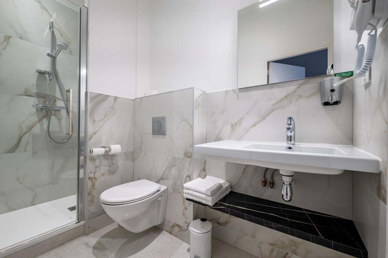 Corner-Set Cholet Centre Apartment Bagian luar foto